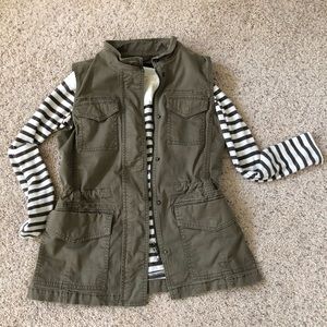 Army green cargo vest